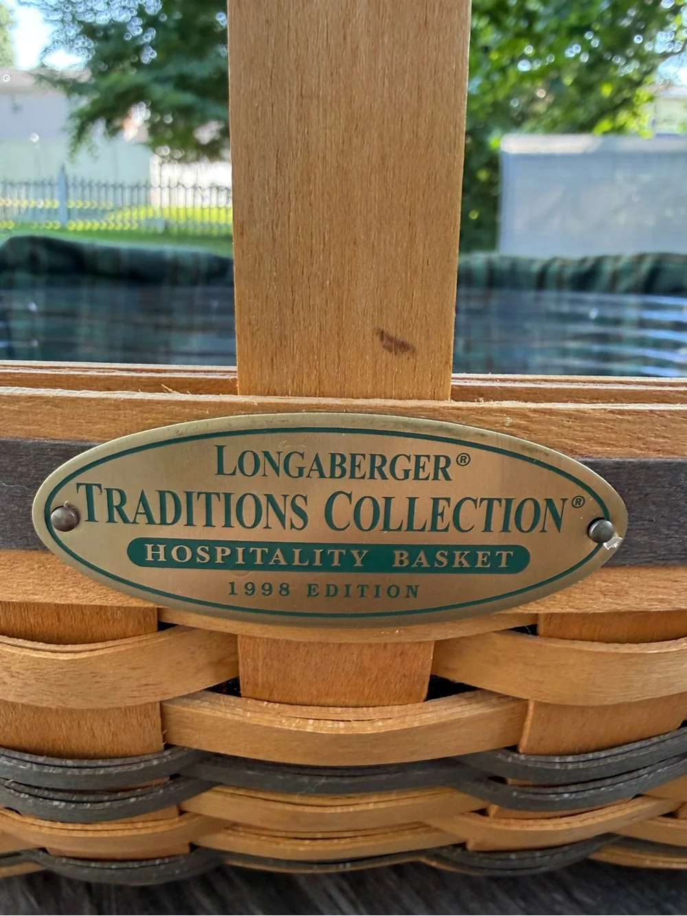 Longaberger Traditions Collection 1998 Hospitality Basket with Green Plaid Liner
